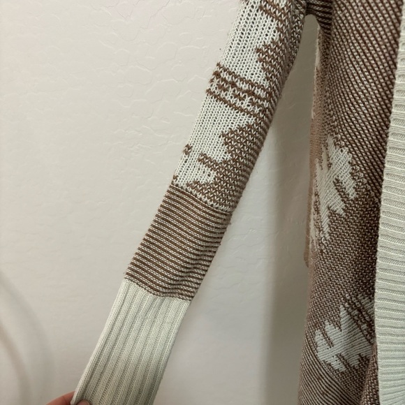 BB Dakota Sioux Tan and Brown Cozy Knit Open Front Cardigan Sweater Size M - Picture 5 of 9